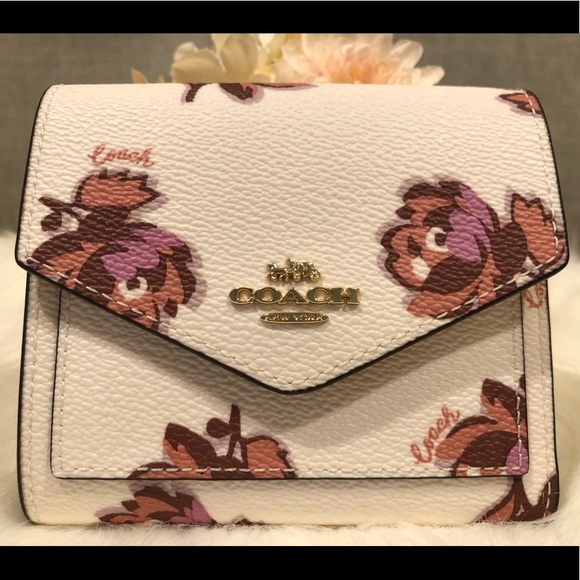 Coach Handbags - NWT COACH SMALL WALLET WITH FLORAL PRINT
